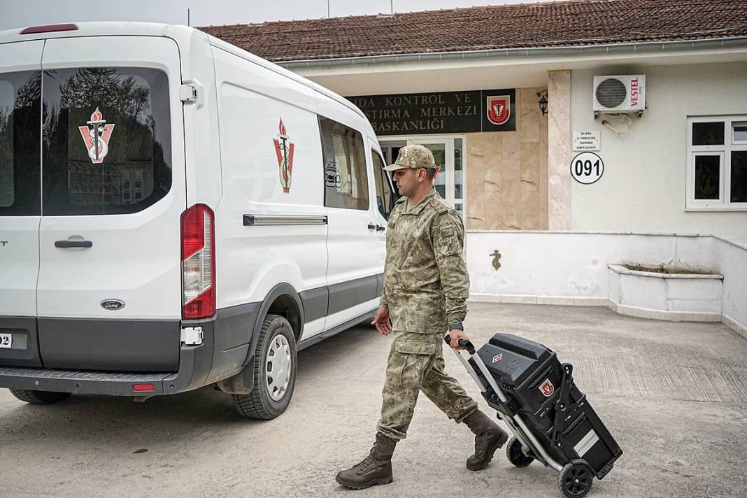 Mehmetçiğin içtiği sütten, yediği konserveye kadar hepsi buradan geçiyor! Moleküllerine kadar incleniyor 7